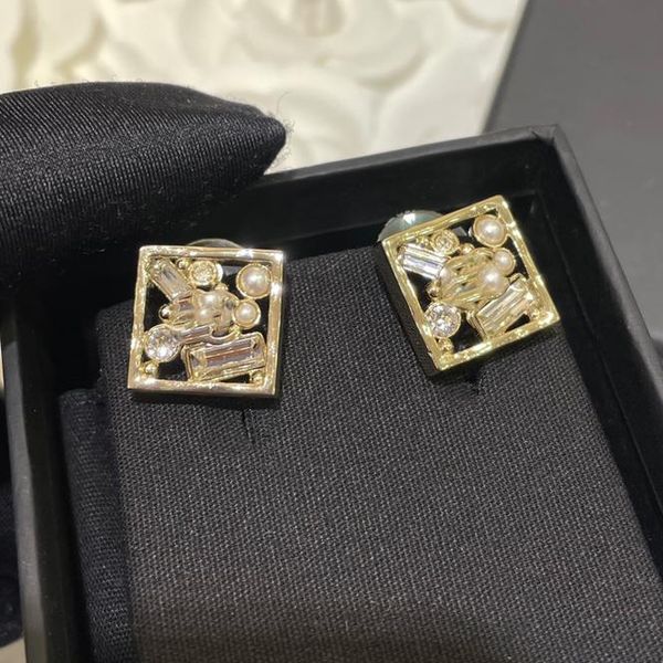 

luxury earrings designer earrings new square pearl hollow pearl rhinestone earrings 925 silver gold-plated advanced versatile holiday gift d, Golden;silver