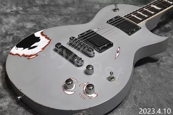 

electric guitar relic silver color basic white and black layers inner painting chrome parts no pickguard hh pickups 2 vol