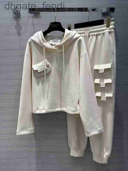 

women's two piece pants designerwomen's 2023 new spring summer hooded long sleeve and brand same style 2 s sets coat 0211-23 6yxi, White