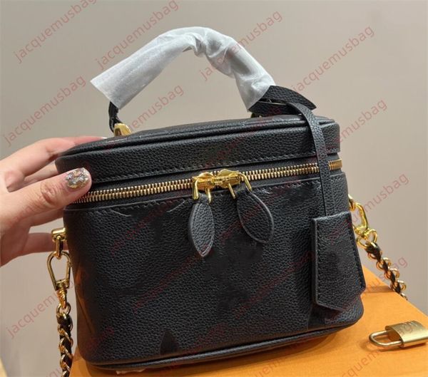 

women cosmetic bag vanity chain handbag designer shoulder crossbody bags with lock giant monograms embossing messenger wallet dhgate sacoche