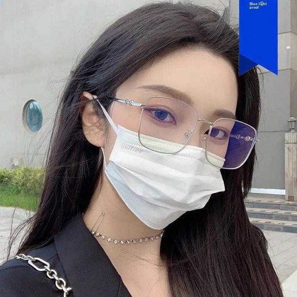 

fashion ni horsebit buckle oversized glasses frame ins street snap plain