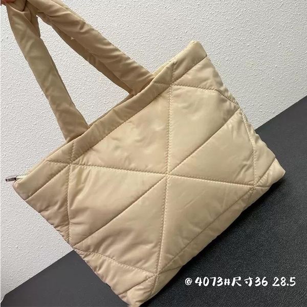 

2023 cotton handbag luxurys designers bags fashion all-match shopping bag soft and comfortable for women in shoulder bags backpack, Black;red