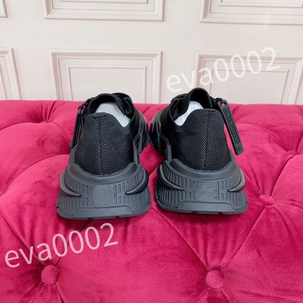 

new luxury ceiling fashion shoe designer men woman luxury colors and styles breathable designer massage outdoor air sports trainers shoes fe, Black