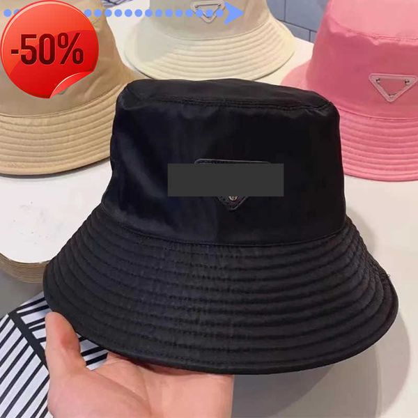 

2023 Designers Mens Womens Bucket Hat Fitted Hats Sun Prevent Bonnet Beanie Baseball CaA SnaAbacks Outdoor Fishing Dress Beanies11, 10