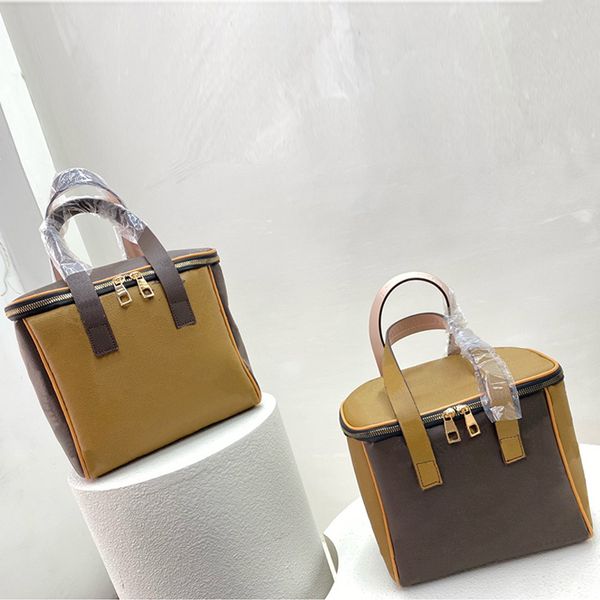 

two colors designer 2023 cosmetic bags fashion makeup bag for women large capacity pouch luxury cosmetic handbag