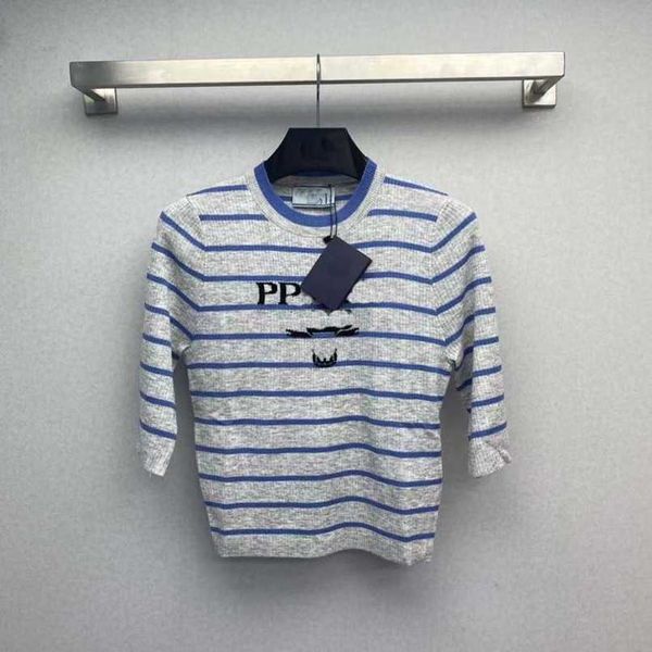 

2023 womens designer t shirt tracksuit shirt family letter stripe knitted half sleeve pullover spring/summer 2023 low key temperament versat, White;black