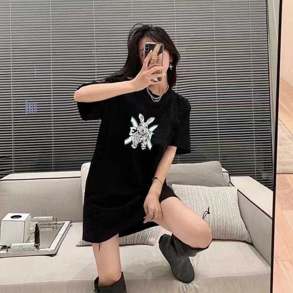 

2023 new women's tshirt shirt edition spring rabbit year exclusive casual round neck sleeve loose t-shirt couple, White