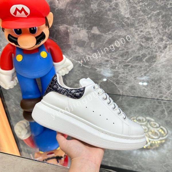 

new designer casual shoes thunder sneakers mens woman high platform runner trainer low light camouflage capsule series rubber outdoor shoes2, Black