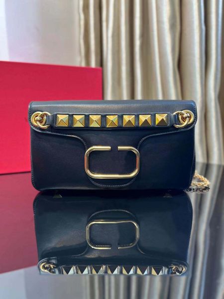

10a mirror brand leather bag handbag shoulder bag 28cm crossbody bag with dustbag.
