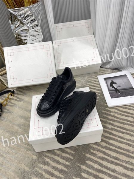 

2023 luxurys designers men casual shoes outdoor shoes lace up women sneakers fashion designer sneakers, Black
