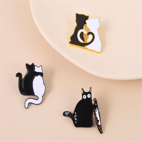 

new european and american animal series alloy brooch creative cartoon black and white cat hugging design enamel badge accessory ae661, Gray