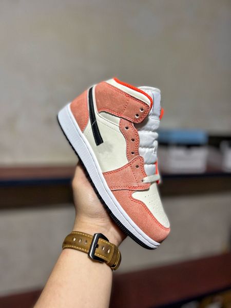 

2023 release orange suede 1s basketball shoes women 1 mid team orange sail white black designer sneakers