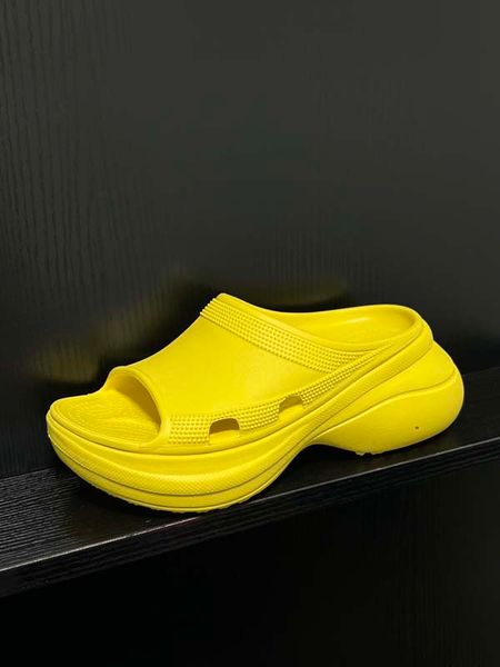 

luxury mens sandals designer women's slippers waterproof rubber outdoor raised beach slippers with box 36-40, Black