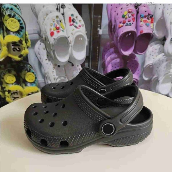 

kids flip flop slippers designer toddlers croc sandals hole slipper clog boys girls beach shoes infants baby casual summer youth children bo, Black;red