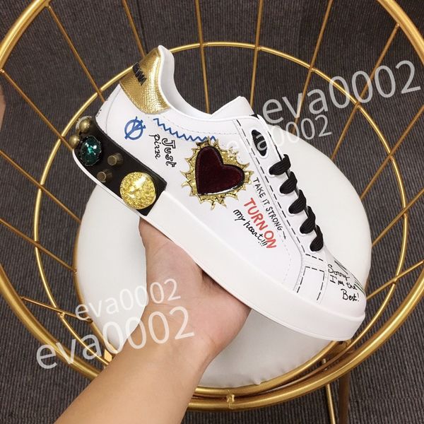 

new designer calfskin casual shoes reflective sneakers vintage leather trainers fashion shoes leisure shoe lace-up women mens sneaker, Black