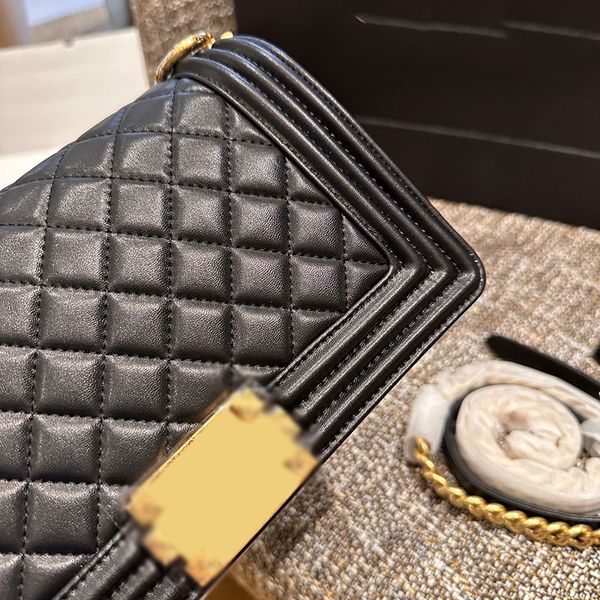 

womens luxury lambskin quilted tote bags classic flap adjustable shoulder strap gold metal chain crossbody shoulder messenger purse outdoor