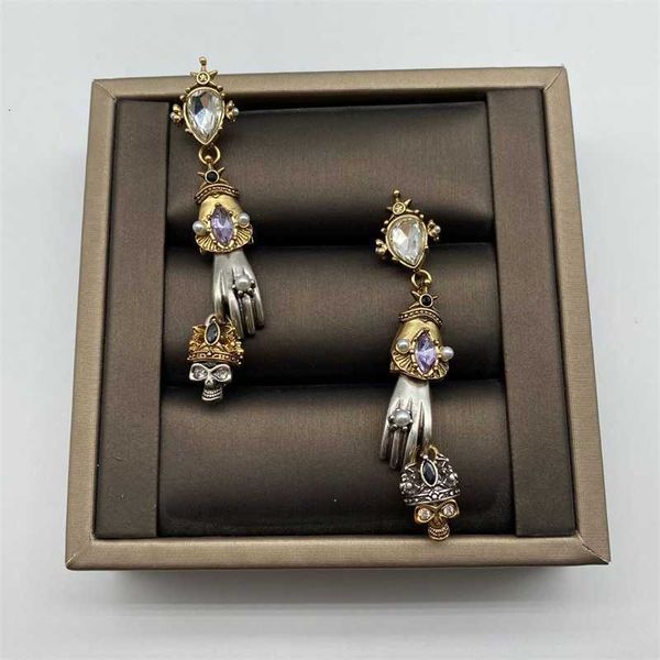 

fashion design jewelry worn skull head pendant earrings with street style trend and exaggerated for women, Golden