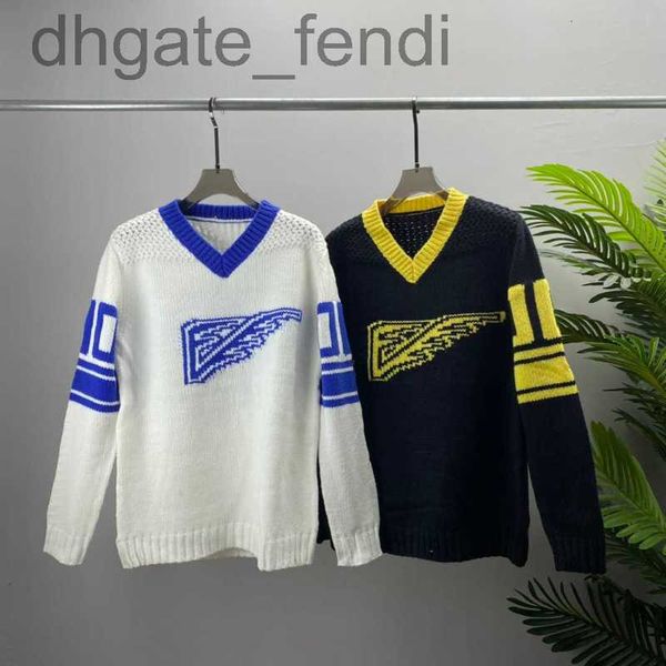 

men's sweaters designermen's plus size hoodies sweatshirts in autumn / winter 2023acquard knitting machine e custom jnlarged detai, White;black