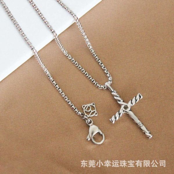 

Classic Designer DY Necklace Jewelry Luxury Fashion jewelry Cross Necklaces Stainless Steel Chain Popular Simple Inlaid Imitation Diamond Pendant Personality DY