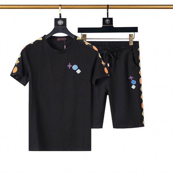 

mens beach designers tracksuits summer suits 2023 fashion t shirt seaside holiday shirts shorts sets man jogging luxury set outfits, Gray