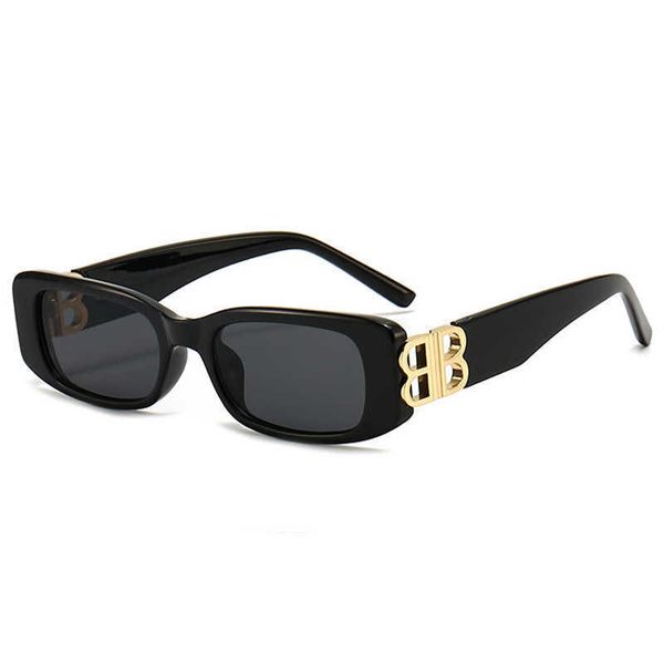 

new b family small frame female internet celebrity street p square sunglasses, White;black