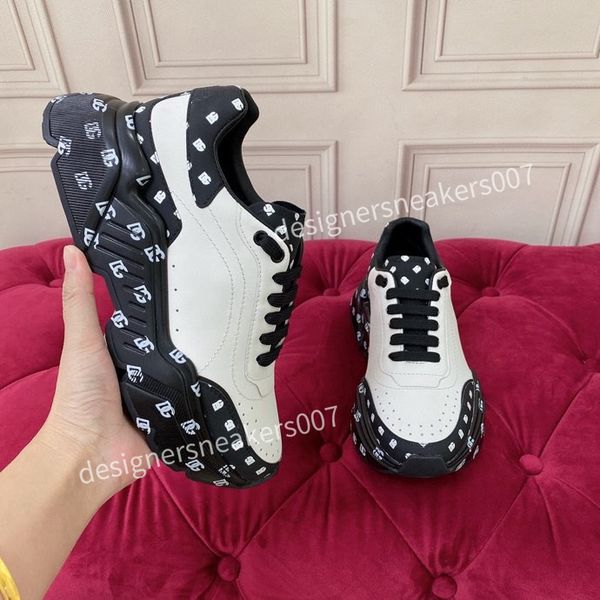 

quality fashion casual shoes sneaker fashion women shoe platform trainers strawberry mouse wave mouth print2023, Black