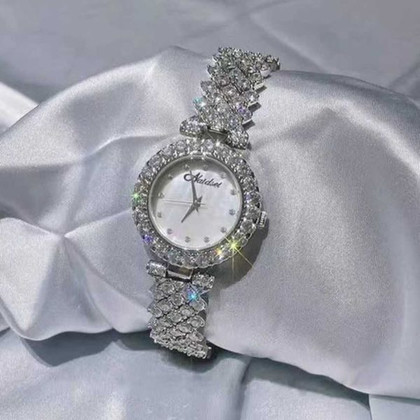 

2023 factory wholesale new ins fashion rhinestone full diamond watch female student waterproof steel band women's watch bracelet watch, Slivery;golden
