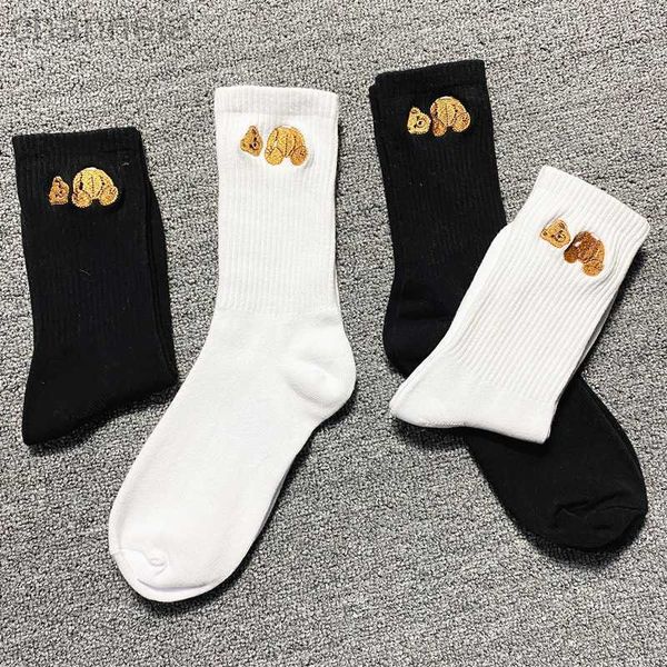 

men's socks couples black and white cotton socks style personalized embroidery broken head bear hip-hop skateboard socks