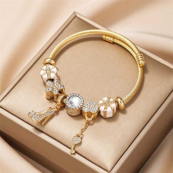 

fashion design jewelry pan light luxury diy stainless steel titanium bracelet high heels love lock gift box string female, Silver