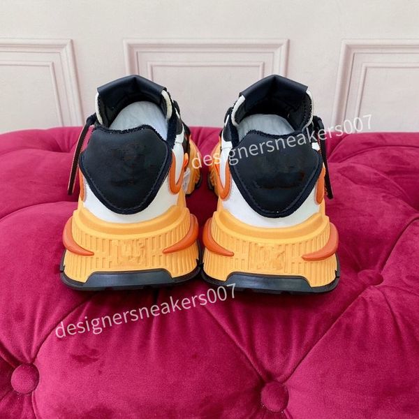 

2023new quality designer casual shoes sneaker fashion mens women shoe platform trainers strawberry mouse wave mouth print, Black
