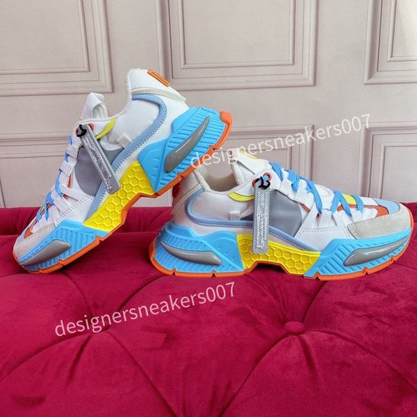 

new women mens designer fashion help joker casual shoes trend canvas breathable outdoor coach womens sneakers2023, Black