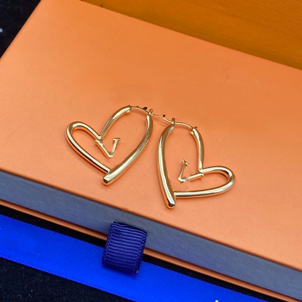 

designers luxury hoop lvity earrings for women simple hoop earring designer classic letter v lplated gold ear studs pendants gift 2304111pe, Golden;silver