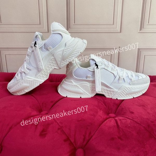 

2023new quality designer fashion casual shoes sneaker fashion women shoe platform trainers strawberry mouse wave mouth print, Black