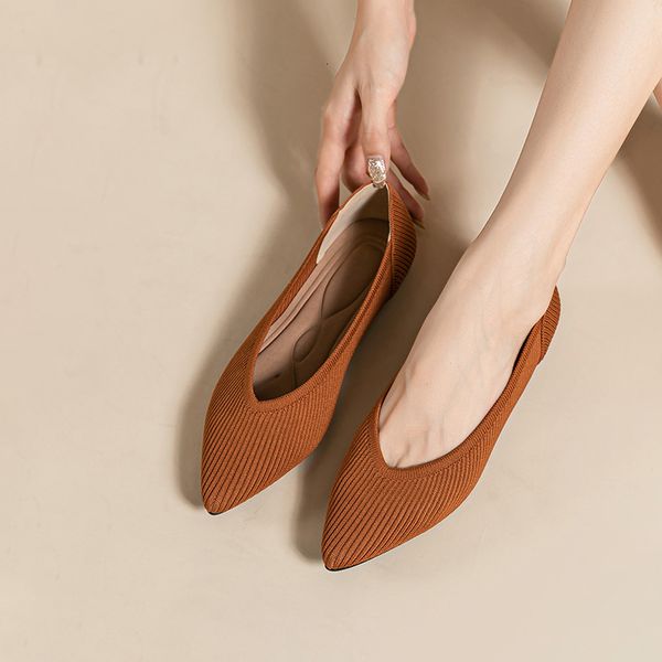 

dance shoes women's solid color flat shoes casual fashion breathable non slip rubber sole pointed pregnant women comfortable shoes spri
