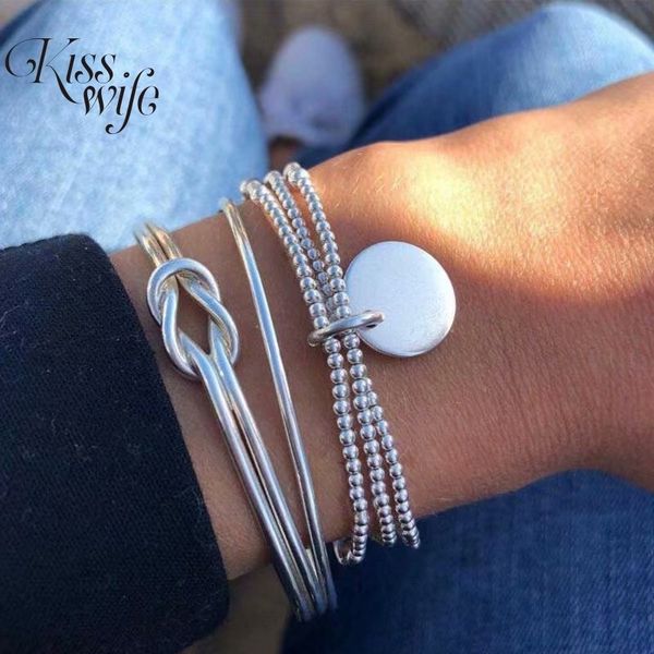 

charm bracelets 3pcsset trendy doublelayer knotted pendant bracelet for women metal beads round disc set wrist chain jewelry 230411, Golden;silver