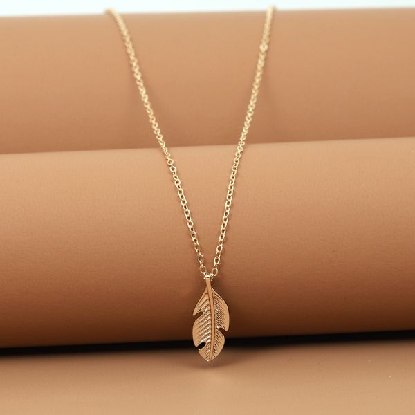 

fashion light as feather leaf pendant gold plated designer necklace woman alloy south american womens choker mens necklaces jewelry with let, Silver