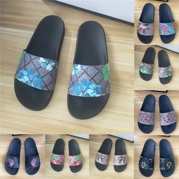

2023 summer flat flip flops slippers mens designers slides floral brocade flats gear bottom flop scuffs casual fashion beach shoes women guc, Black