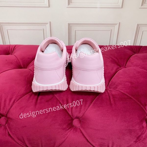 

fashion casual shoes sneaker fashion women shoe platform trainers strawberry mouse wave mouth print2023, Black