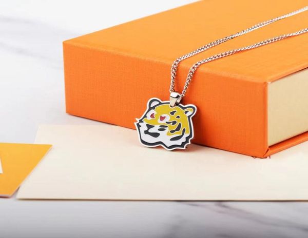 

designers necklace luxurys jewelry tiger necklaces titanium steel non fading couple male female year of the tigers zo6896585, Silver