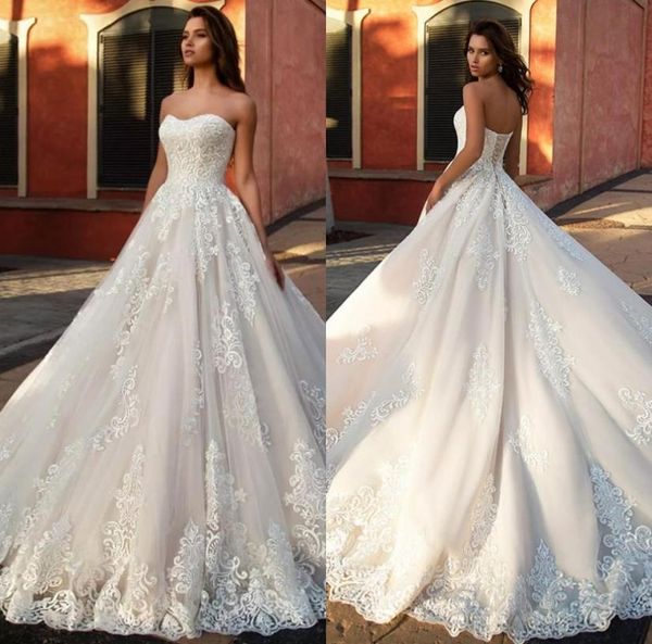 

elegant lace appliques tulle aline wedding dresses vintage robe de mariee sleeveless simple bridal gowns with lace up back vestid7070037, White