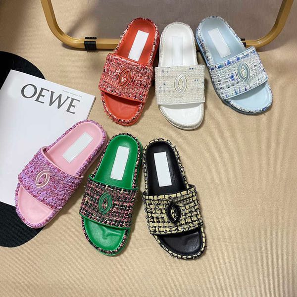 

2023 embroidery tweed c mules slippers flat espadrille women slides sandal logo summer shoes leather interlocking designer flip flops party, Black
