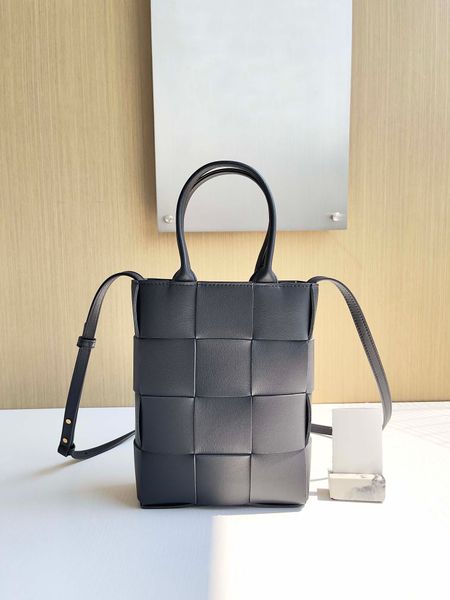 

10a mirror brand tote bag shoulder bag handbag with box.