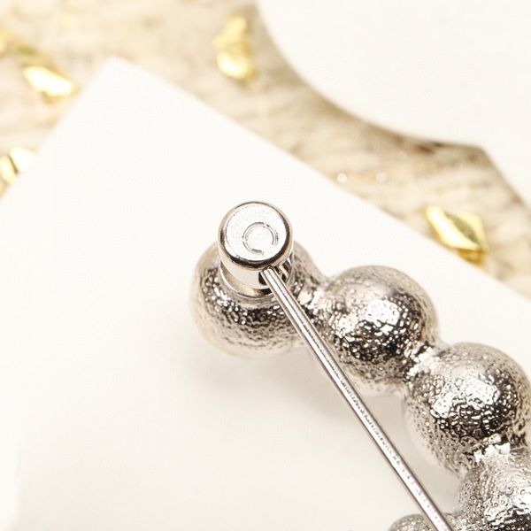 

luxury quality charm brooch with diamond in silver plated have box stamp flower design hollow design ps7813a, Golden