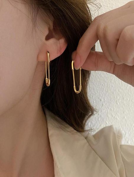 

hoop huggie korea design fashion jewelry simple metal pin earrings girls christmas gifts women039s daily work accessories3769601, Golden;silver