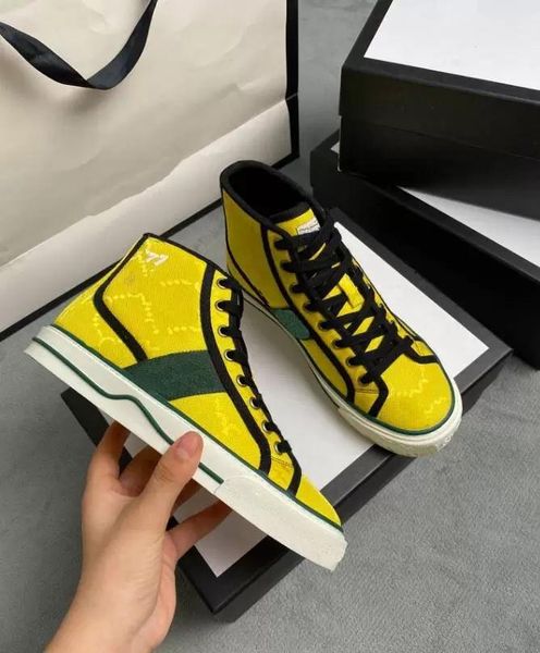 

1977 shoes arrival tennis sneakers women nubuck leather velvet casual shoes ballet runner nylon calfskin 2023, Black