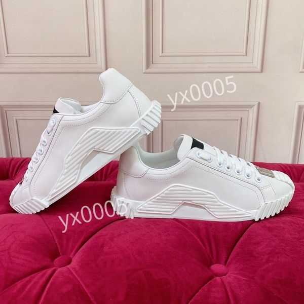 

new designer boots women running shoes breathable technology mesh stylish classic black sneaker comfortable2023