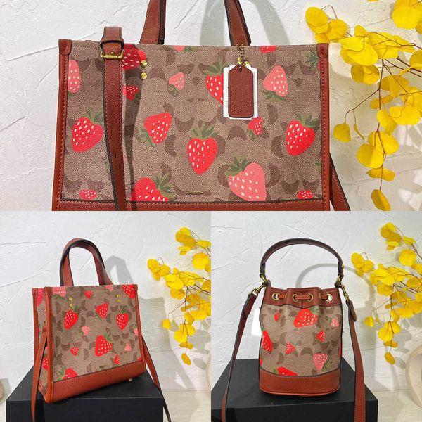 

leather tote bag designer beach bag large capacity shopping bags handbags women's trendy work shoulder bags red heart crossbody