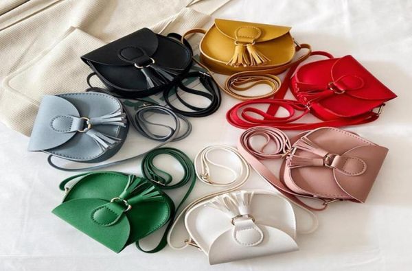 

baby girls bags ins tassel messenger bag pu leather crossbody bags cartoon kids wallet fashion coin purse 7 colors dhw26837090675, White