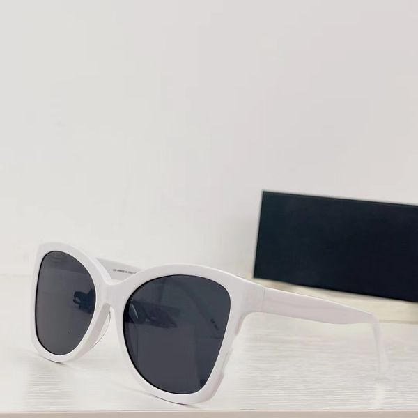 

12x12 frame vintage brand sunglasses, fashionable design, cool designer glasses, men's and women's glasses, big cat's eyes, f, White;black