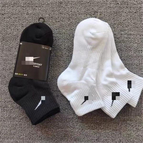 

sports socks nk factory direct high-end sweat-absorbing cotton thickened and durable football socks in black and white soccer socks